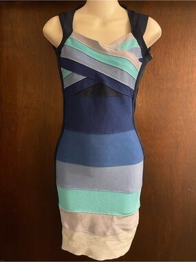 herve leger blue ombre bandage dress | Dresses | Herve Leger Rebecca Cutout Peplum Taglia:38 with cutaway shoulders Lined Web Collection: Back to work Elsa Hosk Is Princess